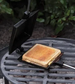Appareil à toast pour barbecue