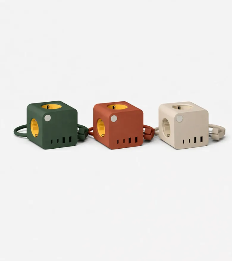 Cube multiprises