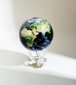 Globe Terrestre avec Nuages - Mova