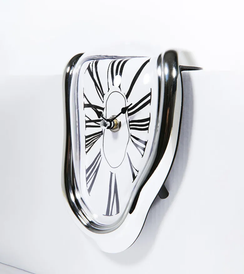Horloge fondante inspiration Dali