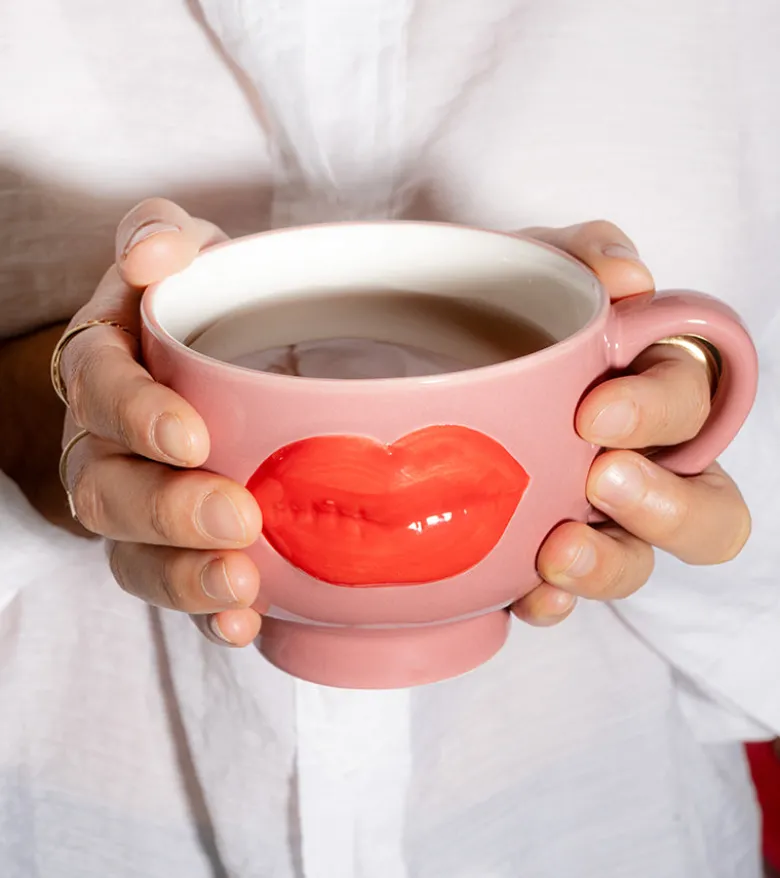 Mug lips