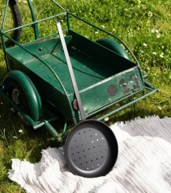 Poêle à châtaignes pour barbecue