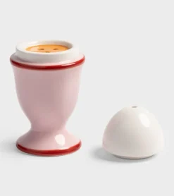 Salière et poivrière oeuf à la coque