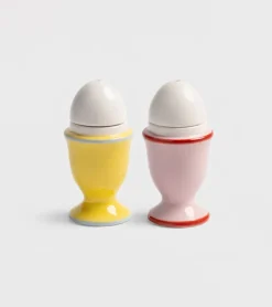Salière et poivrière oeuf à la coque