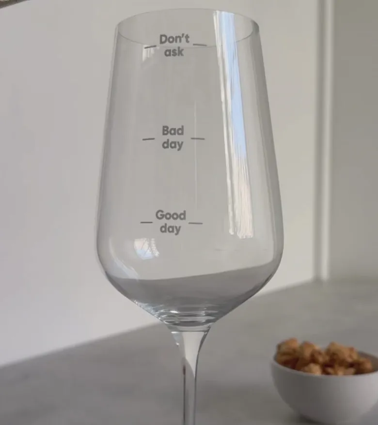 Verre à vin pour montrer son humeur